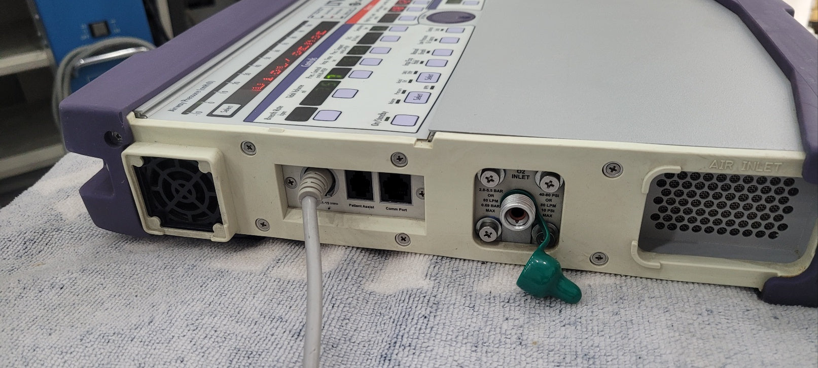 Carefusion LTV1200 Portable Respiratory Device With Power Supply