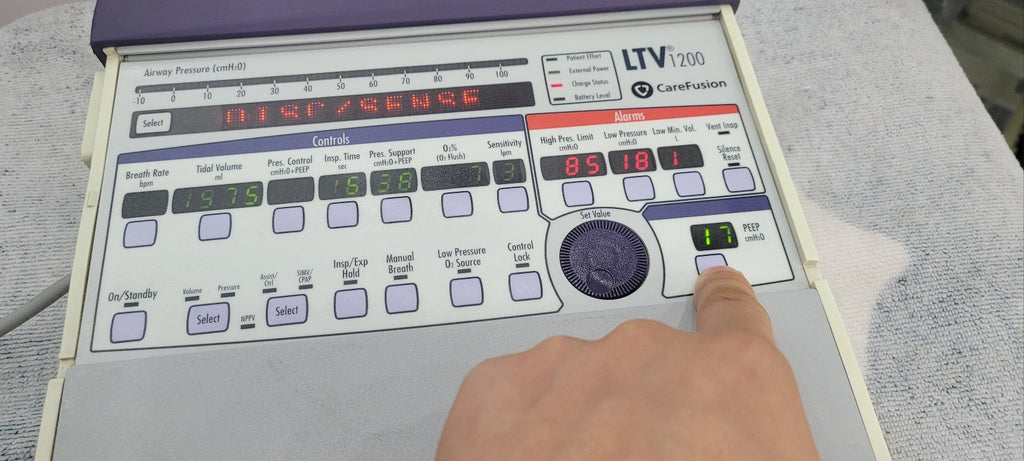 Carefusion LTV1200 Portable Respiratory Device With Power Supply