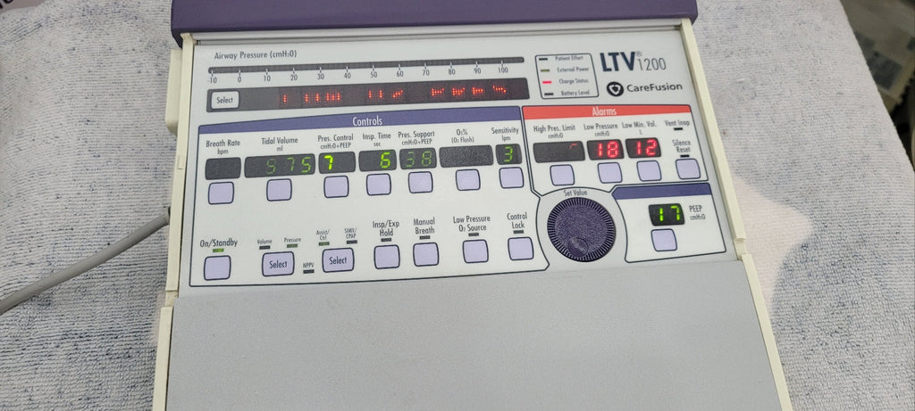 Carefusion LTV1200 Portable Respiratory Device With Power Supply
