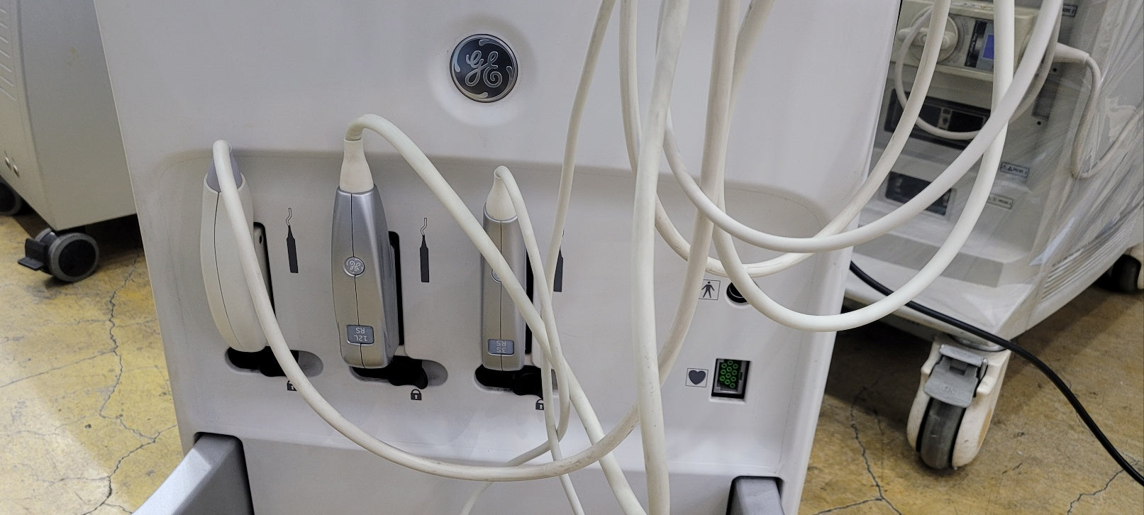 Used GE vivid S5 with Cardiac Convex Linear 3Probe