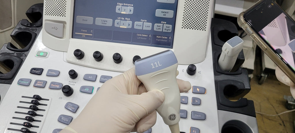 GE Vivid E9 XDClear with M5Sc Cardiac & 11L Linear 2 Probes