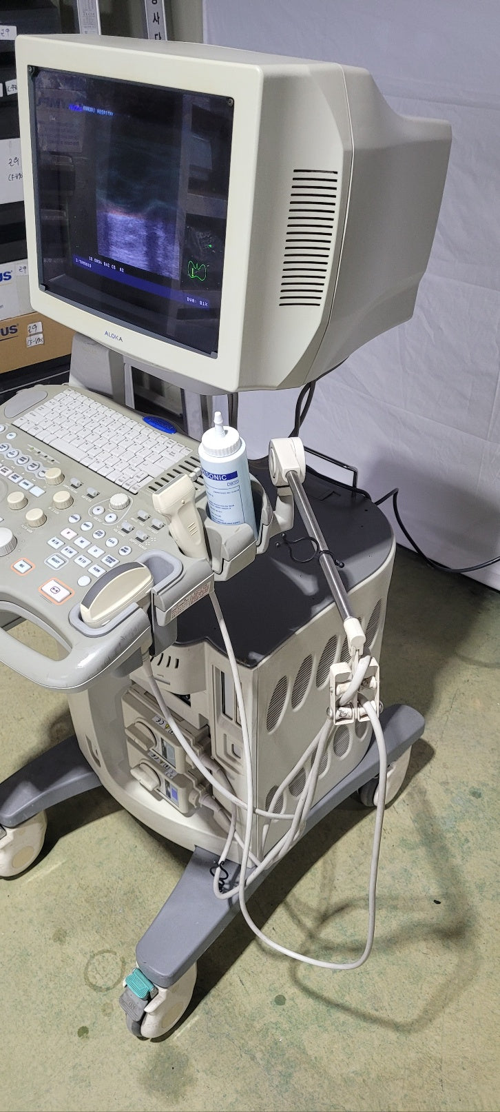 Used Aloka Prosound SSD-3500SV with 2Probe Convex Linear Transducer