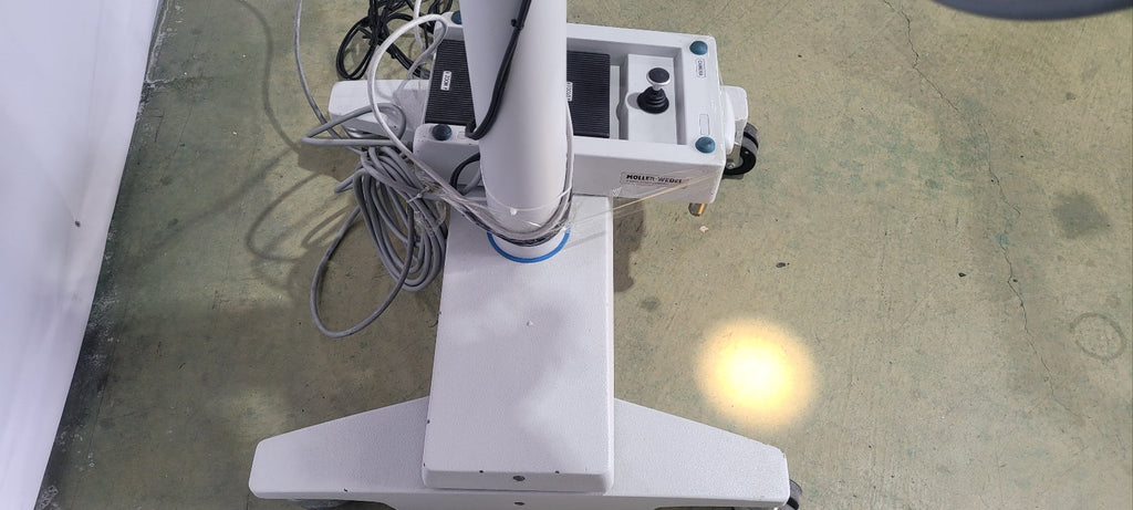 Used Moller Wedel Ophtamic 900S XY