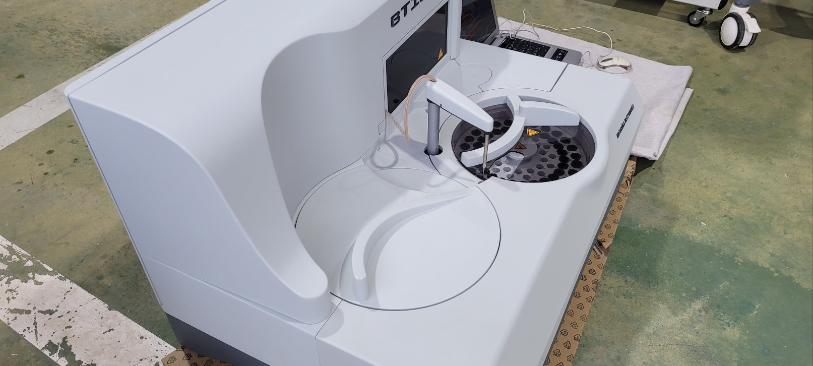 Used Biotecnlca Instruments BT1500 Chemistry