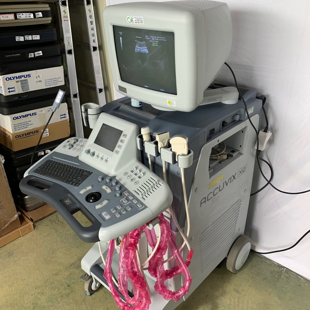 Used Medison Accuvix XQ 3D Ultrasound With 3Probes