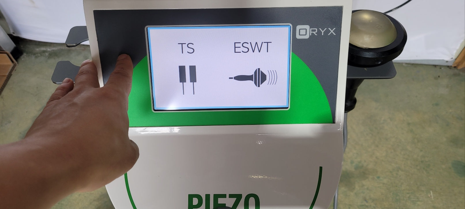 Used ORYX Piezo RX ESWT Shock Wave Therapy