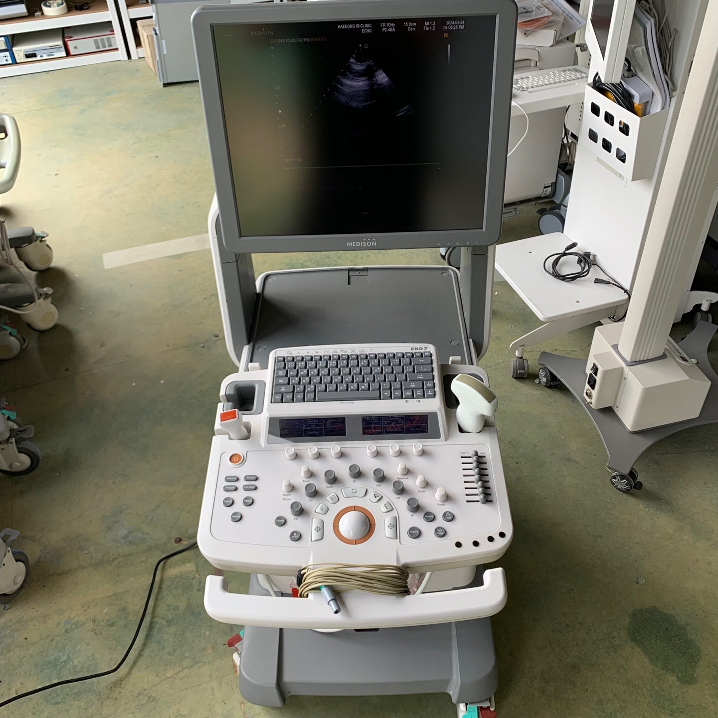 Medison EKO7 Ultrasound With Cardiac and Convex Probes