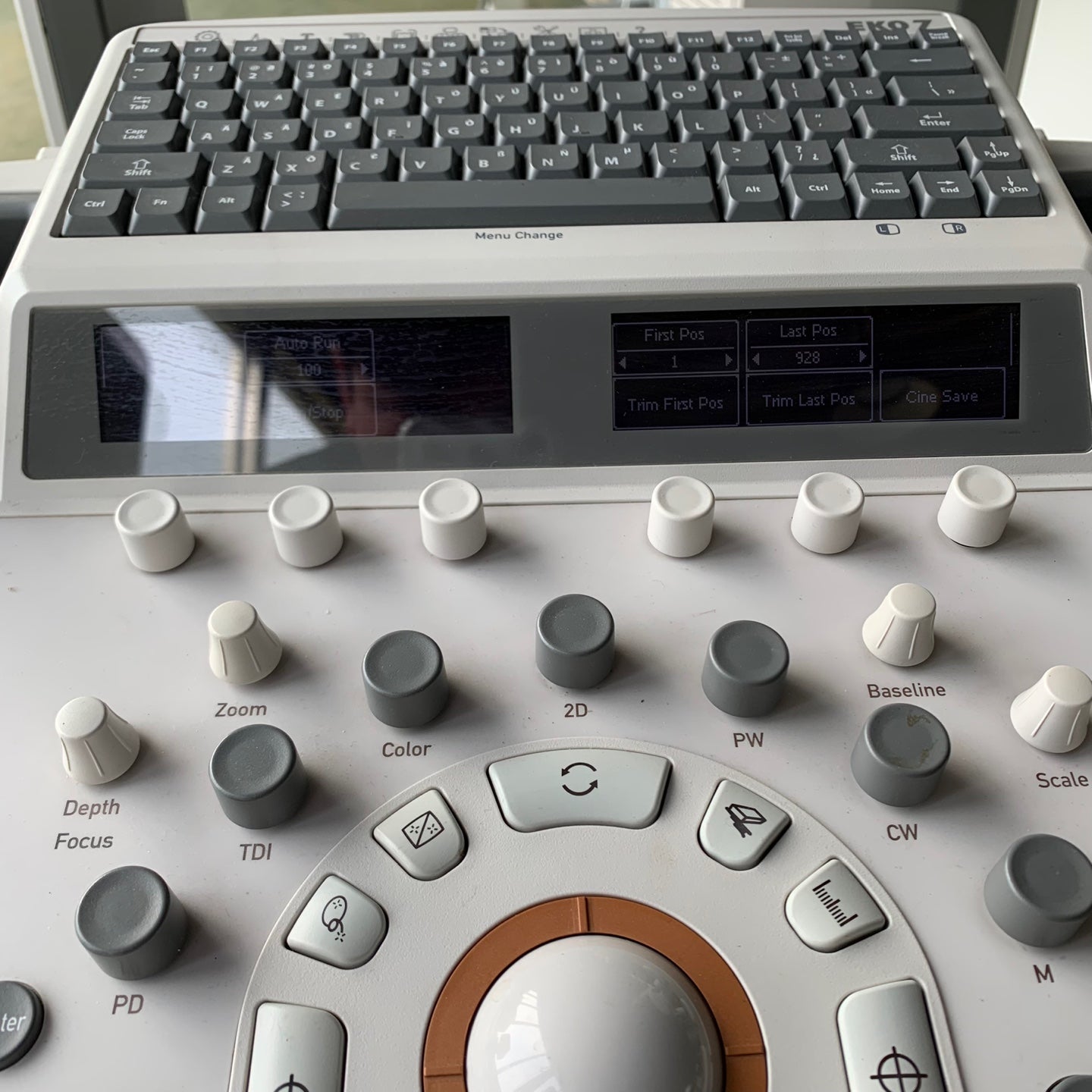 Medison EKO7 Ultrasound With Cardiac and Convex Probes