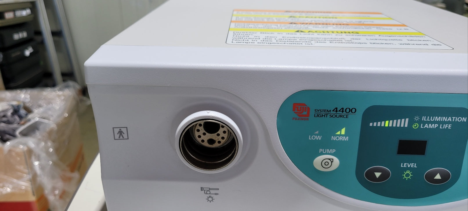 Fujinon XL 4400 Light Source For Endoscopy