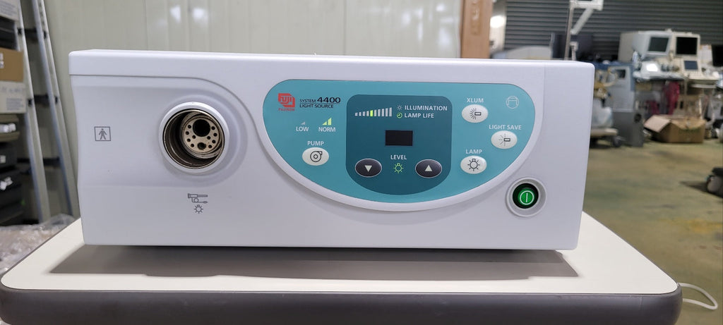 Fujinon XL 4400 Light Source For Endoscopy