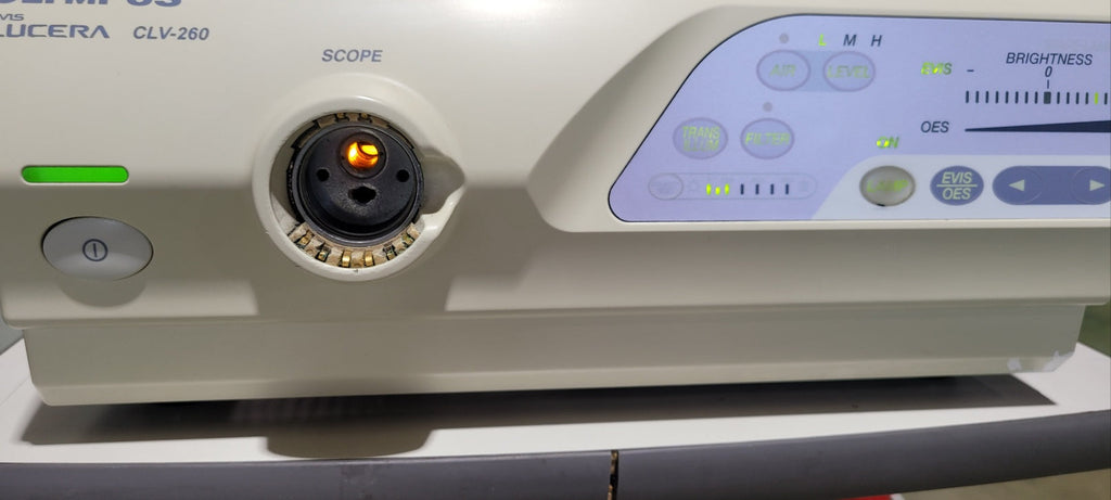 OLYMPUS EVIS LUCERA CLV 260 LIGHT SOURCE
