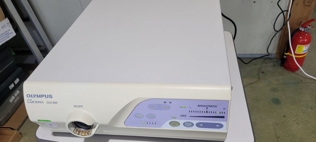 OLYMPUS EVIS LUCERA CLV 260 LIGHT SOURCE