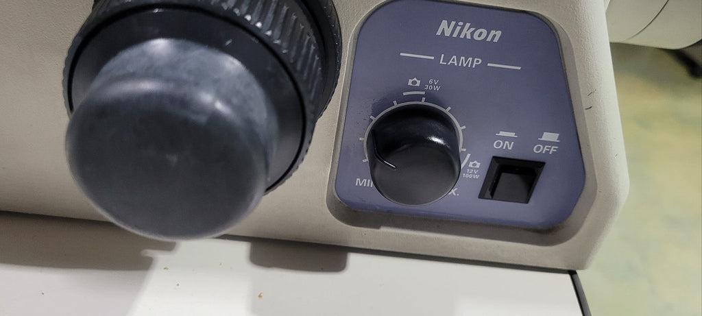 Nikon Eclipse Te300 Fluorescence Microscope