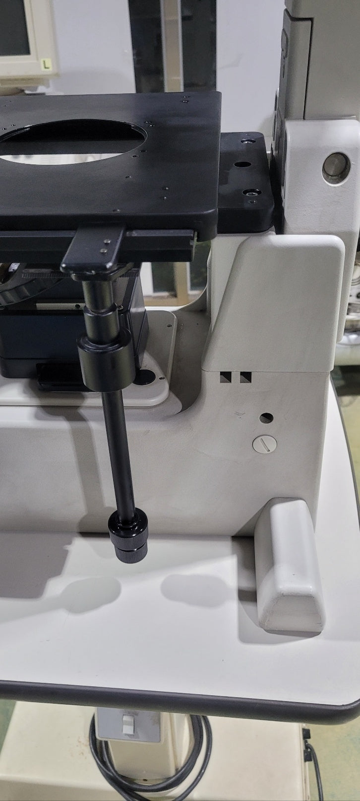 Nikon Eclipse Te300 Fluorescence Microscope
