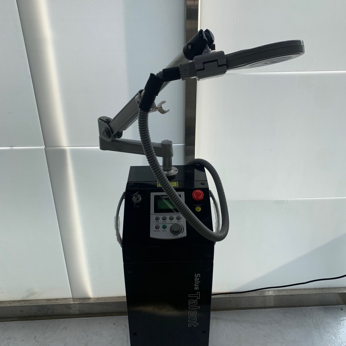 Used Remed Salus Talent Magnetic