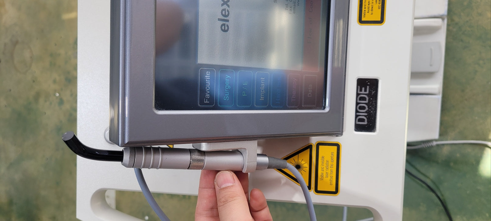 Used Elexxion AG Delos Er:Yag diodelaser dental machine