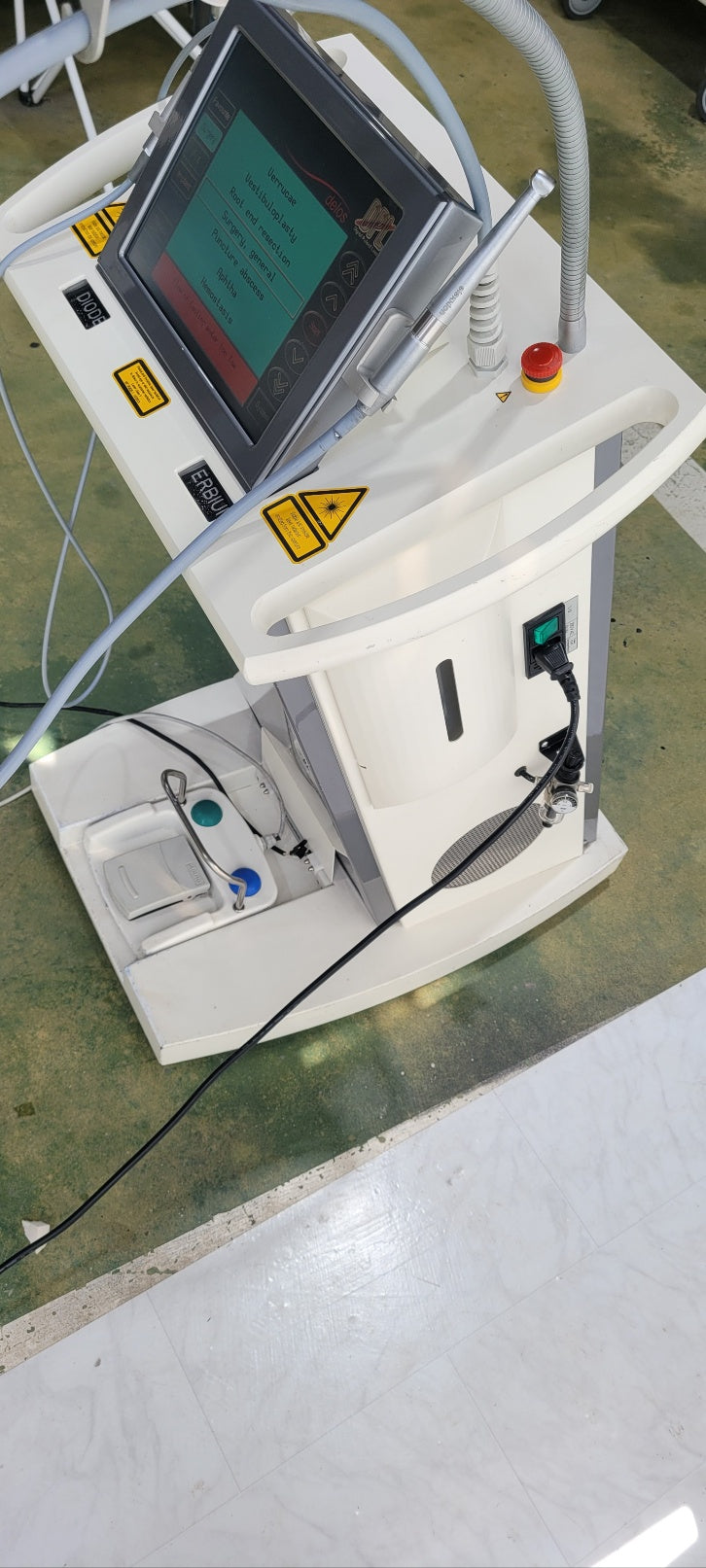 Used Elexxion AG Delos Er:Yag diodelaser dental machine
