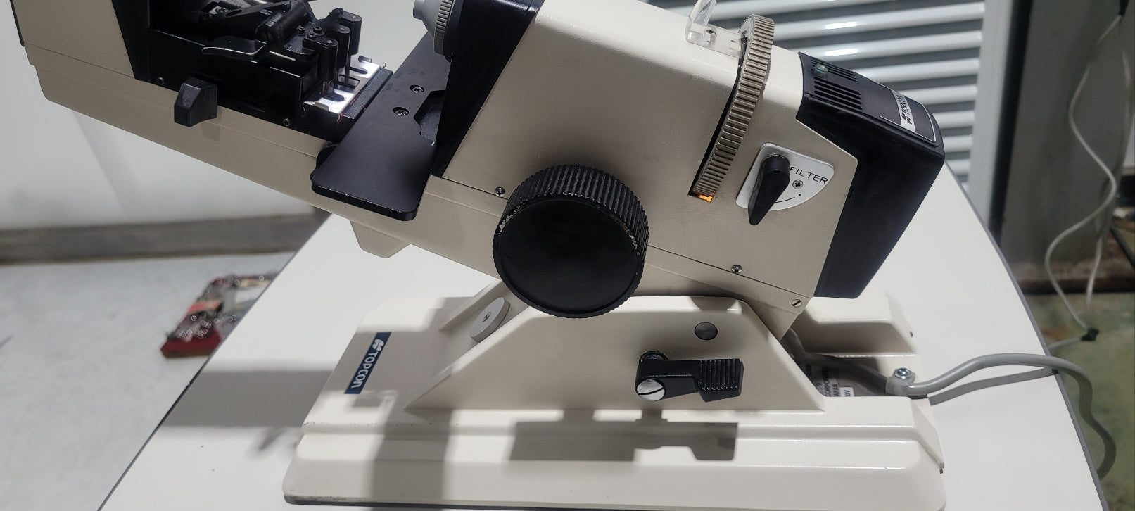 Topcon LM-6 Lensmeter