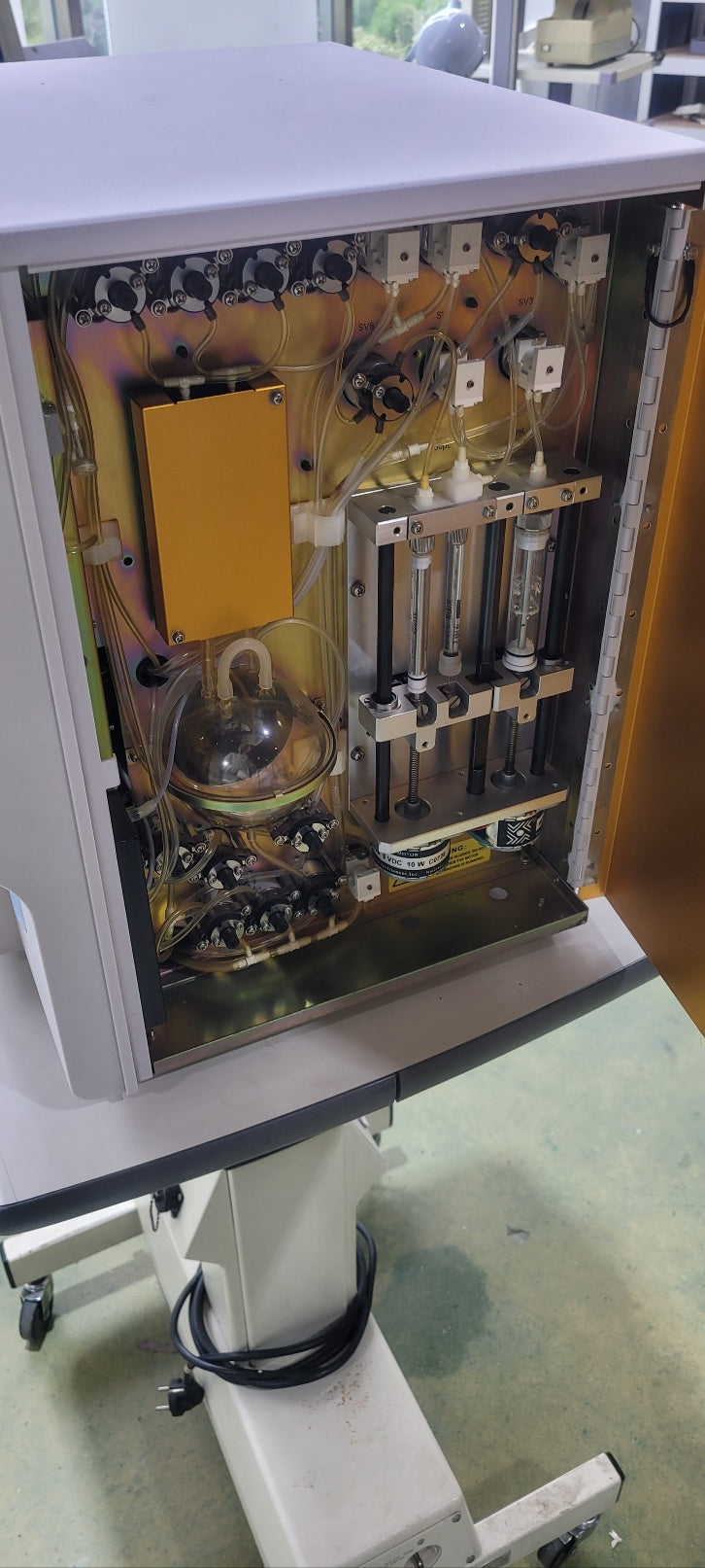 Used Mindray BC 3000 Plus Cell Counter