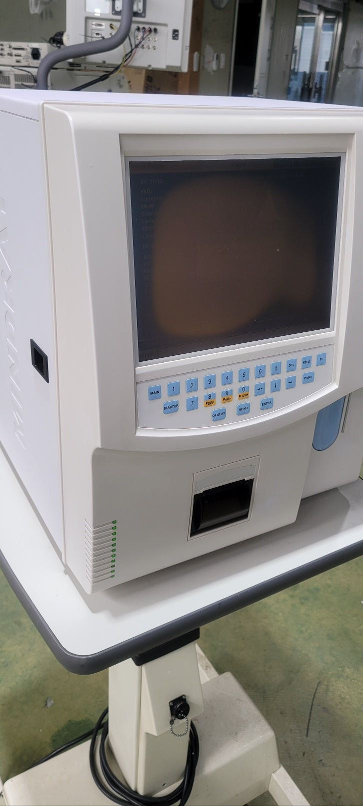 Used Mindray BC 3000 Plus Cell Counter