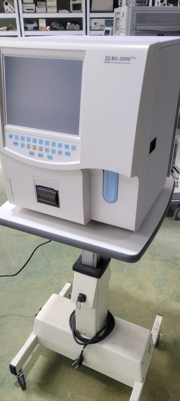 Used Mindray BC 3000 Plus Cell Counter