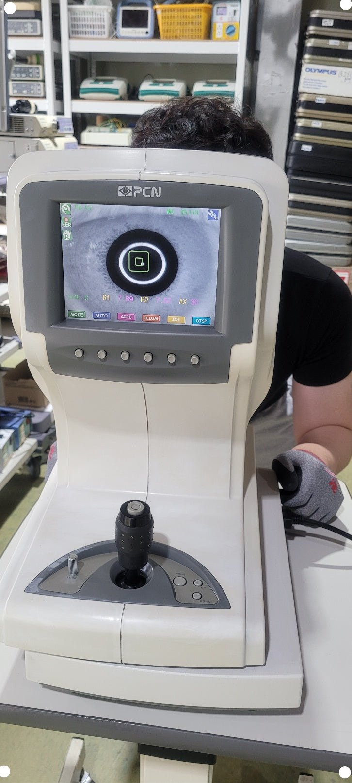 Used Pichina PRK9000 Auto Refacto Keratometer
