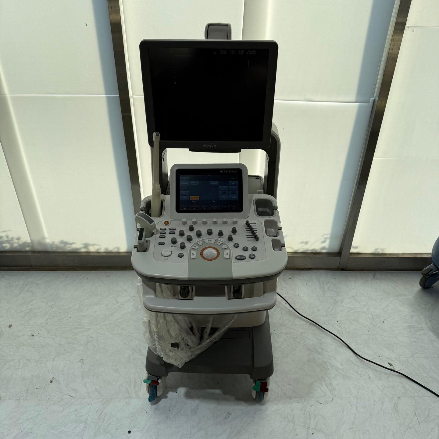 Samsung Medison accuvix XG with Convex, Linear & Vaginal 3 Probes
