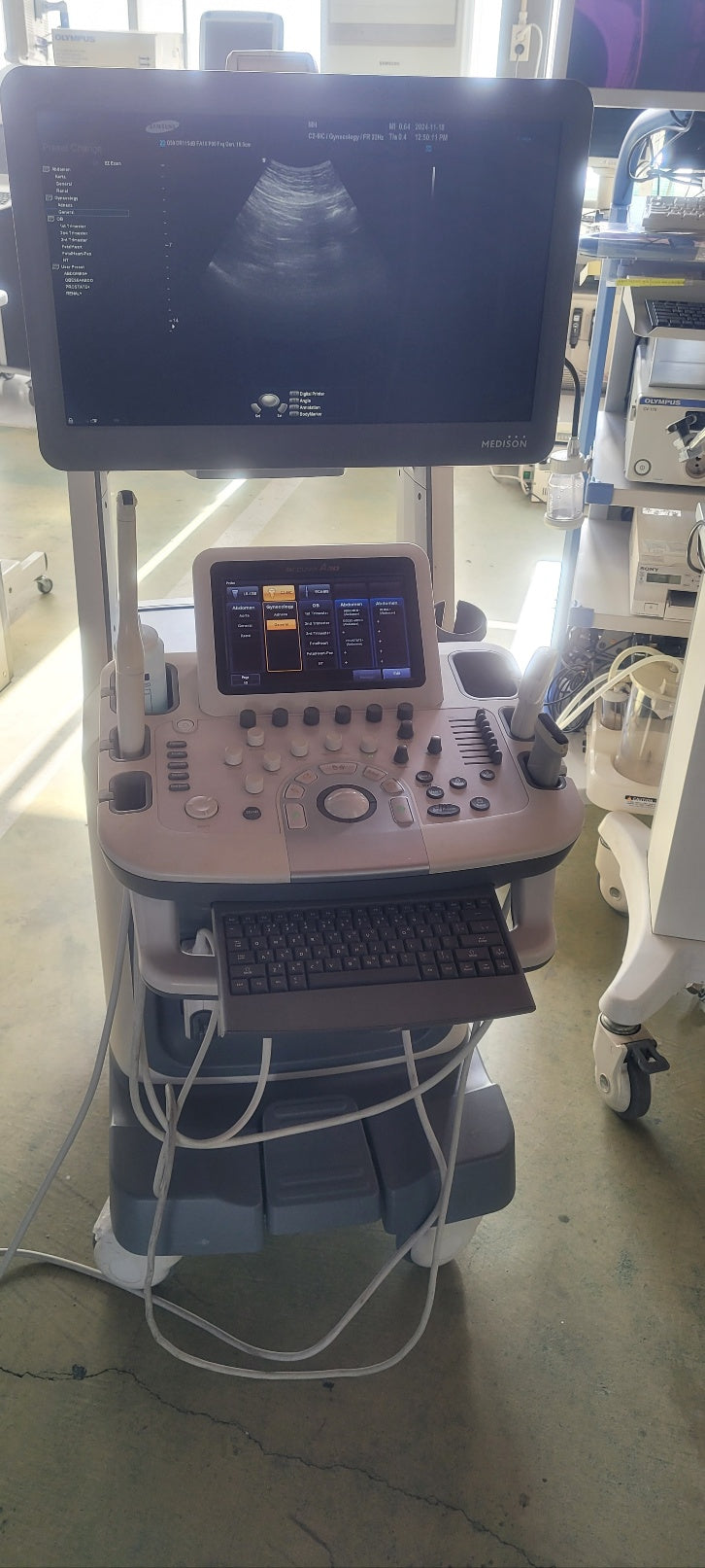 Used Medison accuvix A30 3D/4D With Convex Linear Vaginal 3 Probes