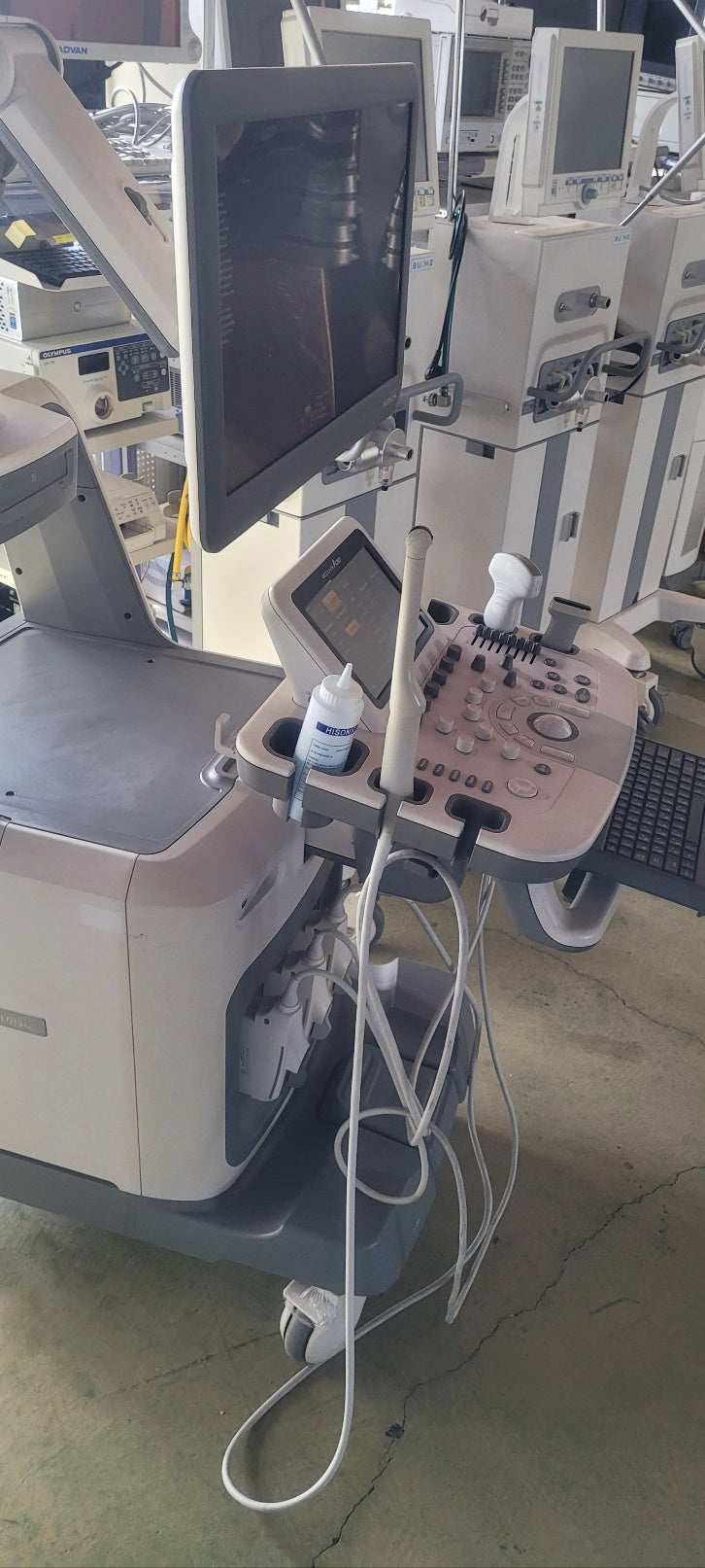 Used Medison accuvix A30 3D/4D With Convex Linear Vaginal 3 Probes