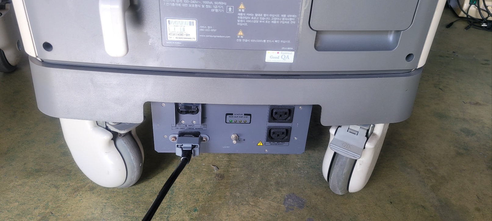 Used Medison accuvix A30 3D/4D With Convex Linear Vaginal 3 Probes
