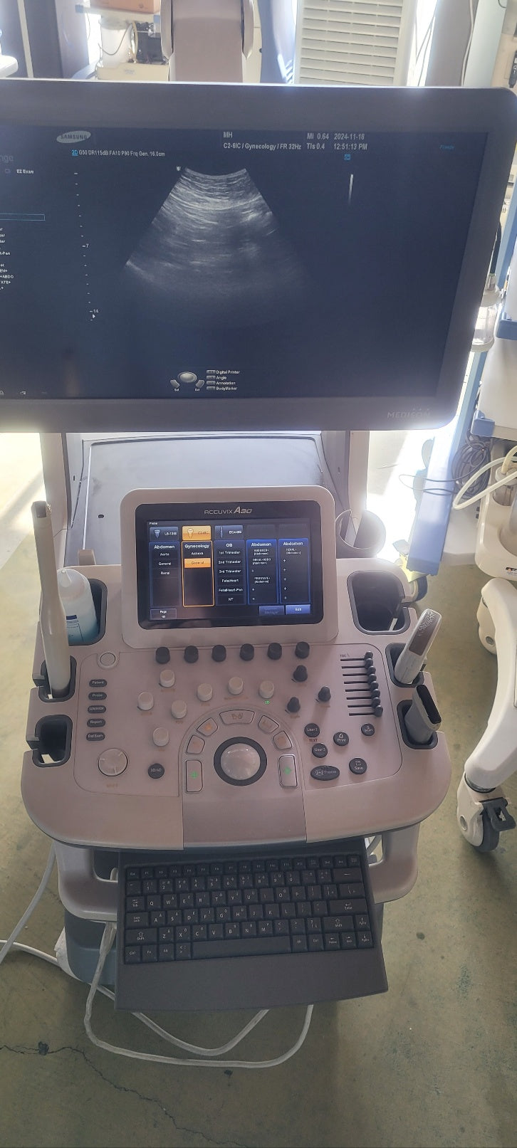 Used Medison accuvix A30 3D/4D With Convex Linear Vaginal 3 Probes