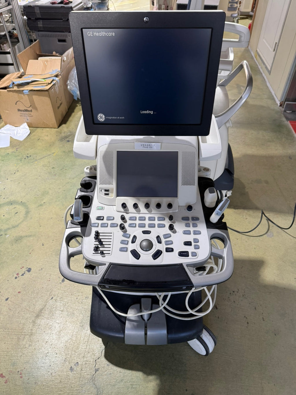 GE Vivid E9 XDclear 4D with 3 Probes