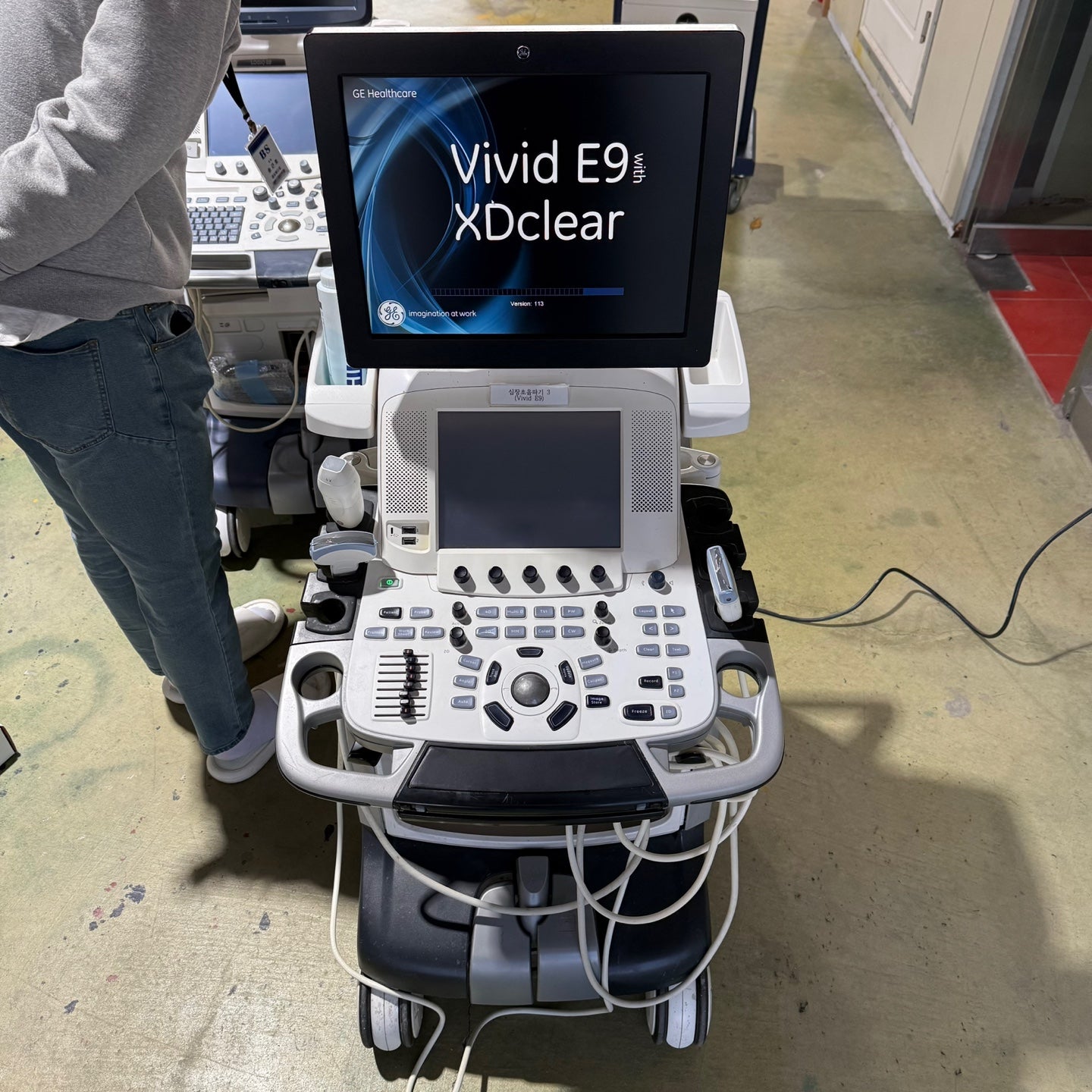 GE Vivid E9 XDclear 4D with 3 Probes