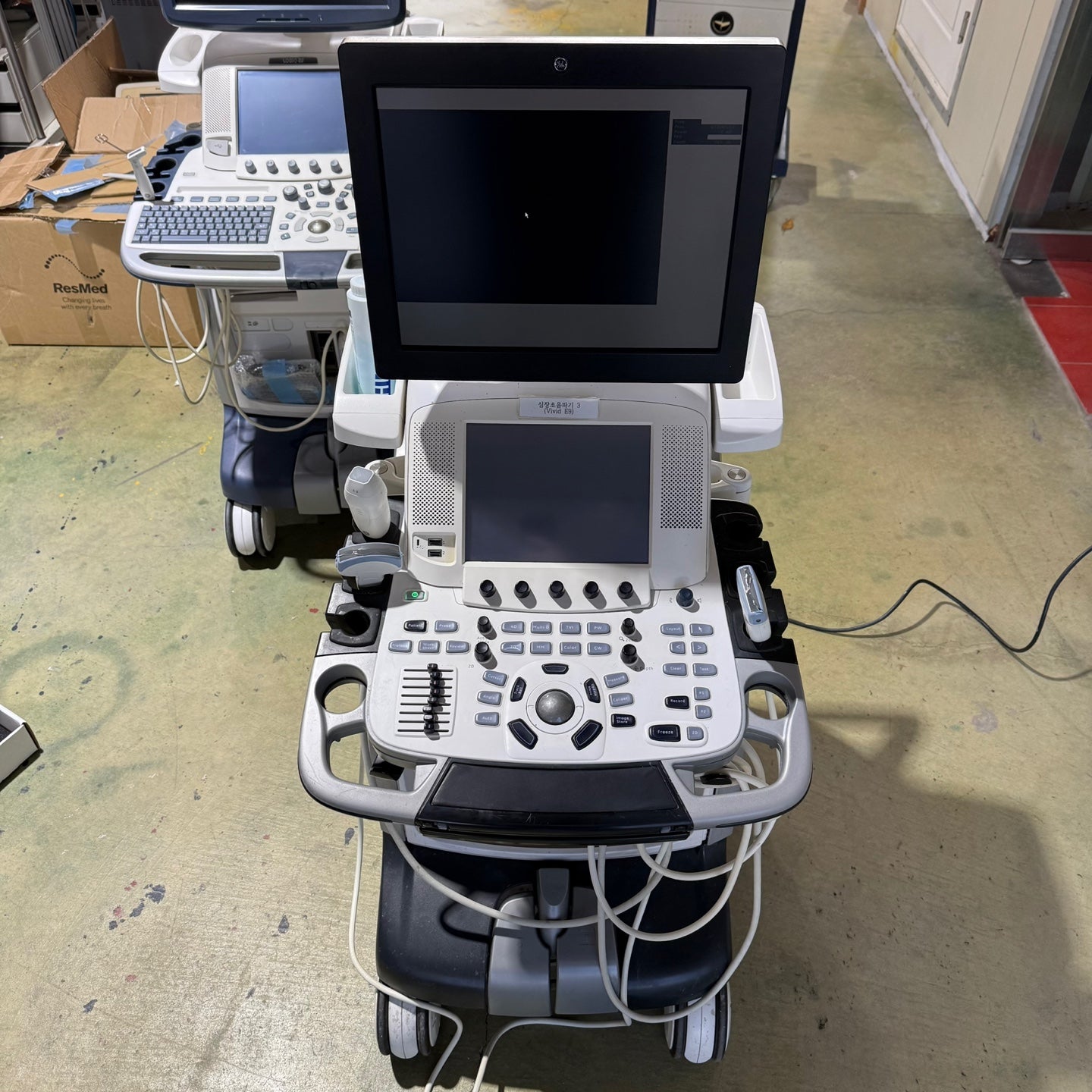 GE Vivid E9 XDclear 4D with 3 Probes