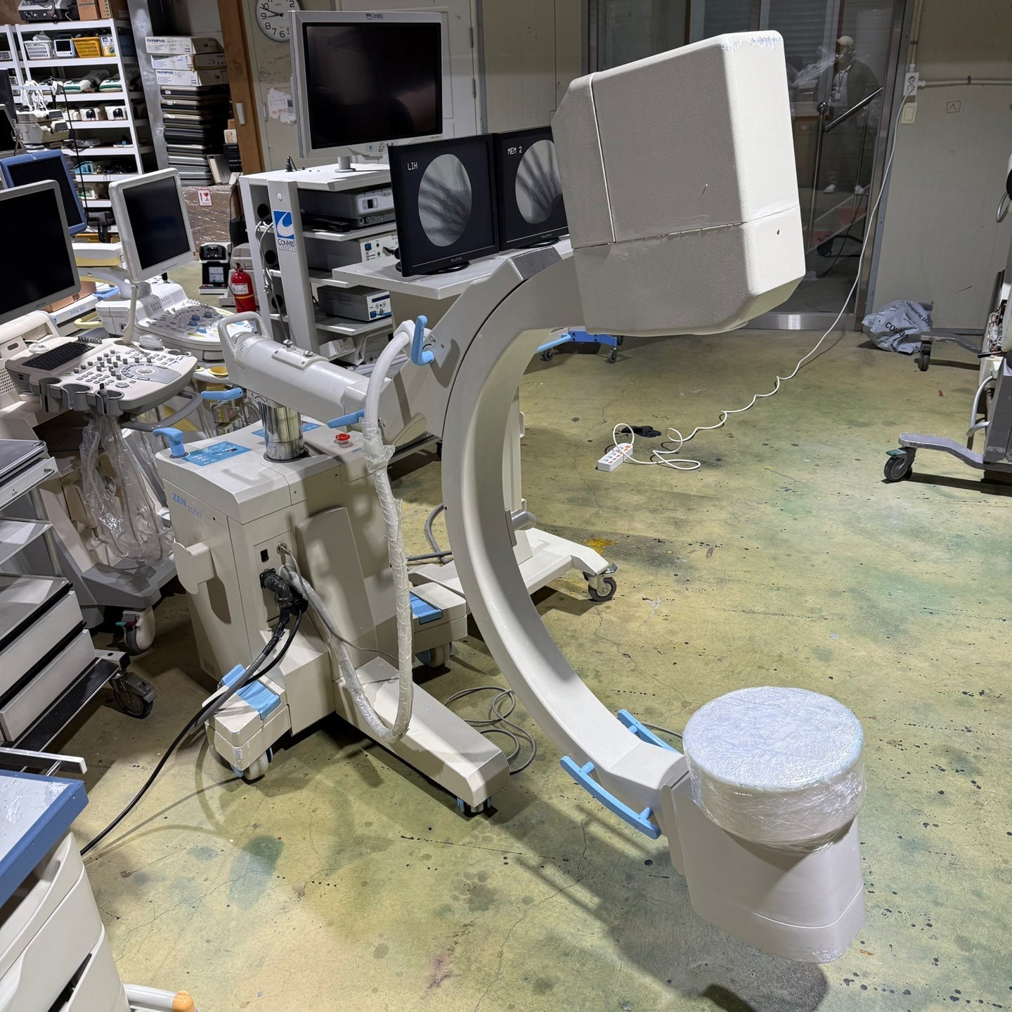 Genoray Zen2060 Brazo en C Rayos X