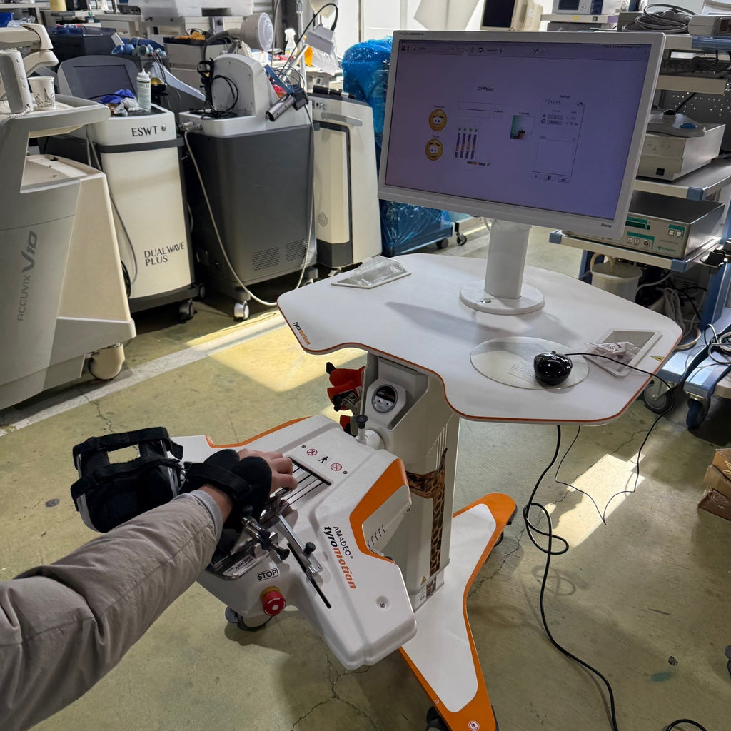 Tyromotion Amadeo Robotic Hand Rehabilitation System | Bitech Group