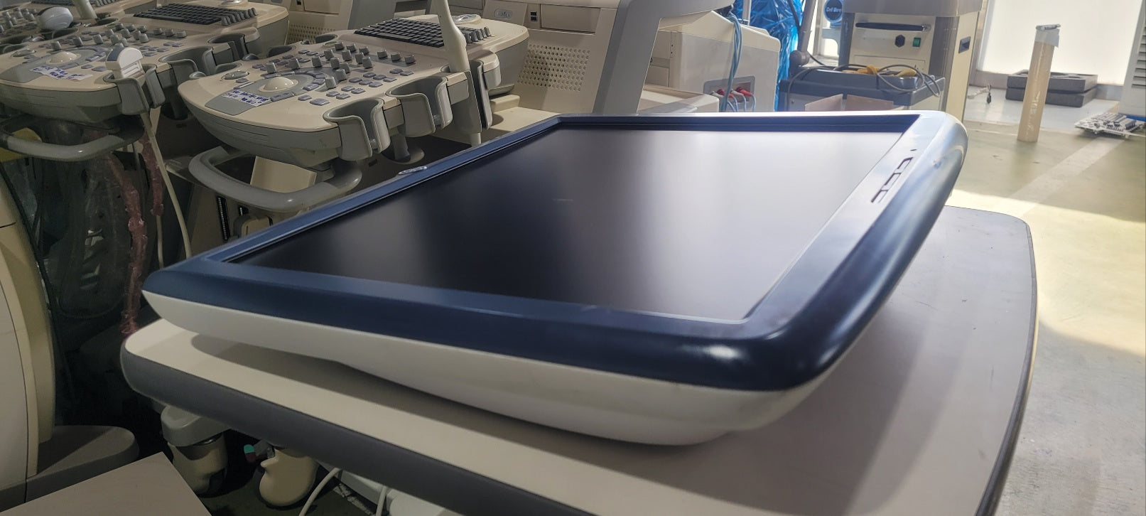 Used GE logiq E9 Ultrasound LCD Monitor 5183750 REV03