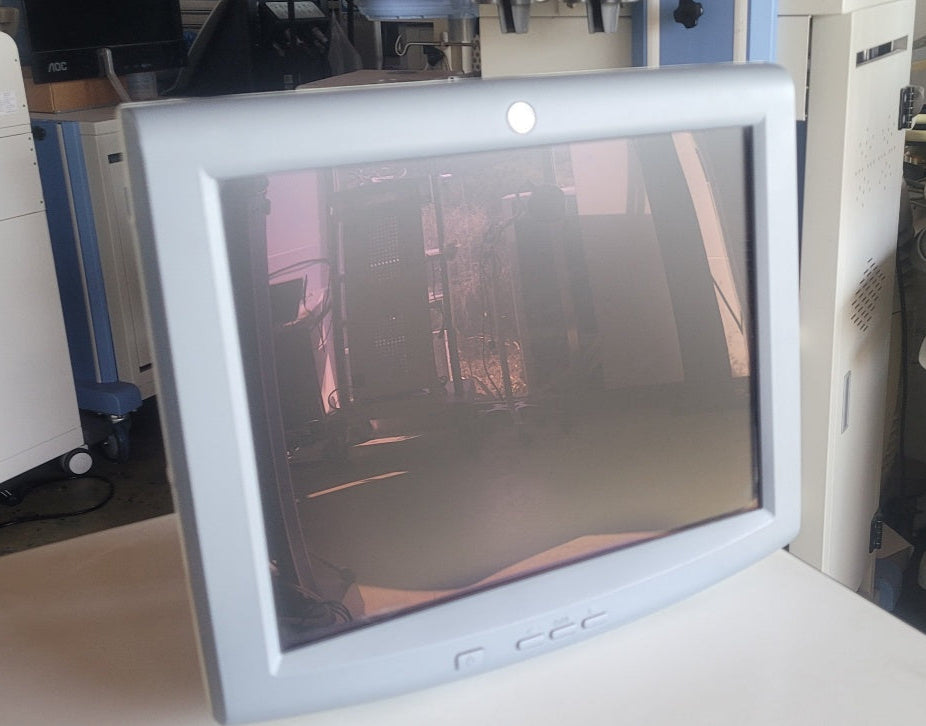 Worldwide Sell GE Logiq P5 LCD Monitor Part SN 58696
