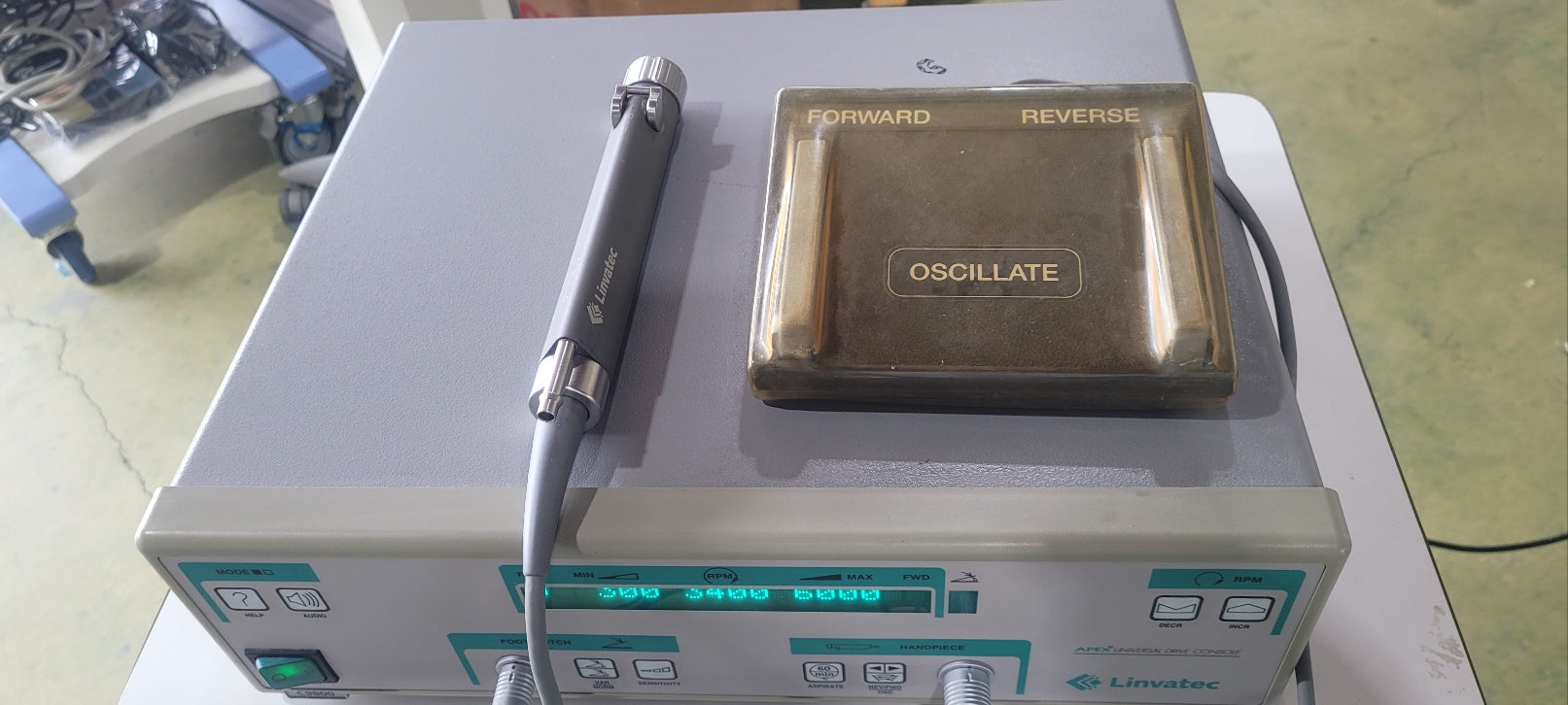 Linvatec Apex Universal Drive Console Shaver System with Foot Pedal