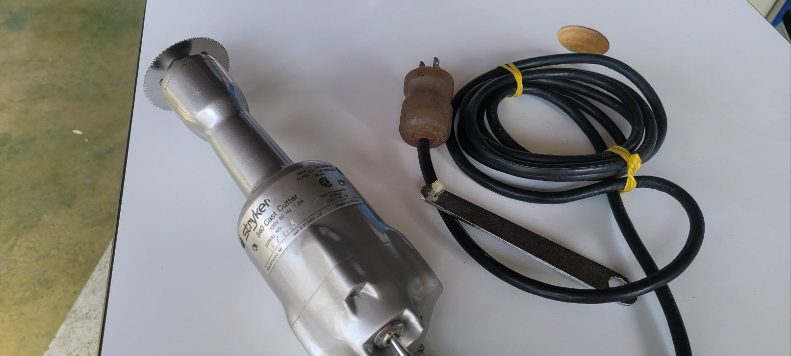 Used Stryker 840 Cast Cutter 0705