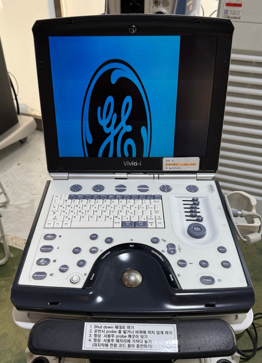 Worldwide Sell Used GE Vivid i Ultrasound Machine & Convex 4C-RS & Cardiac 3S-RS 2 Probes
