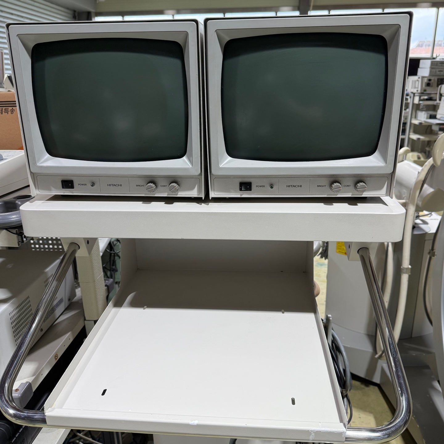 Hitachi C-Arm Mobile DHF-105CX