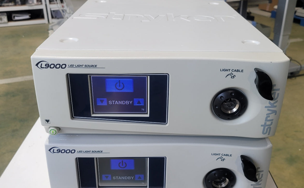 Used Stryker L9000 LED Light Source
