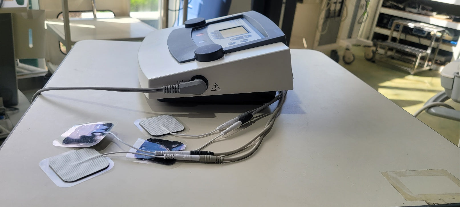 ITO ES-420 EMS MCR TENS Combination Equipment