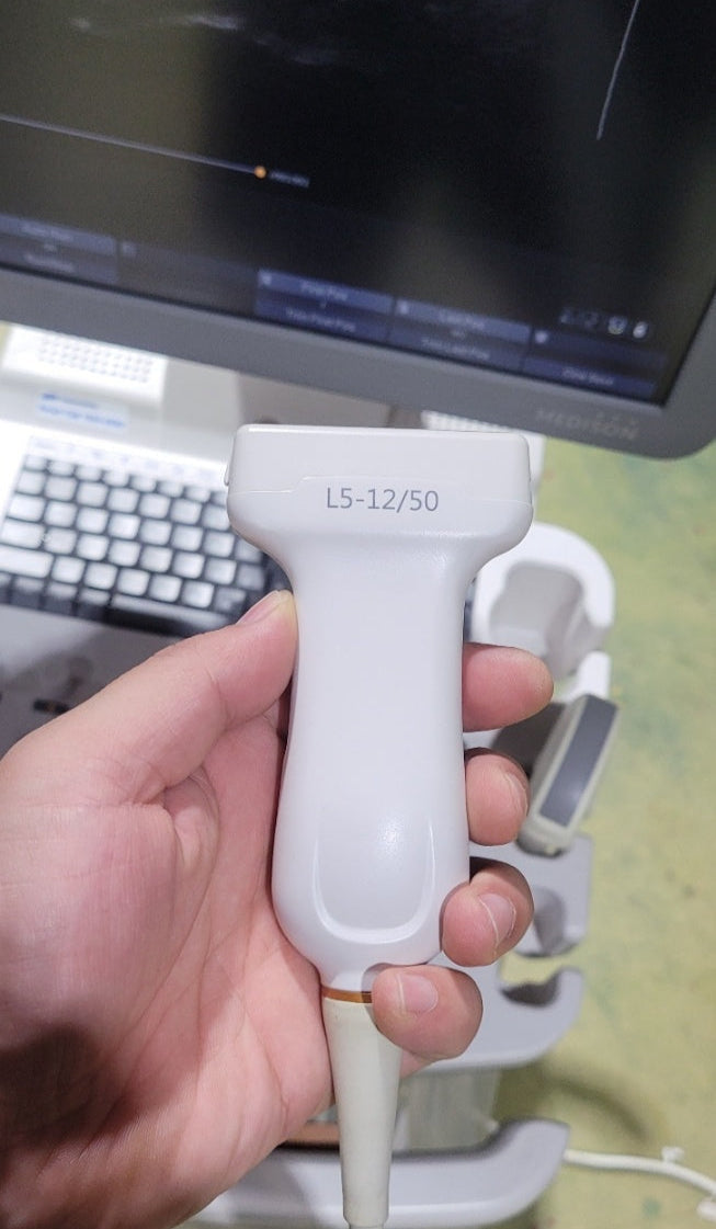 Pre-Owned Samsung Medison Sonoace R7 Ultrasound With Convex and Linear