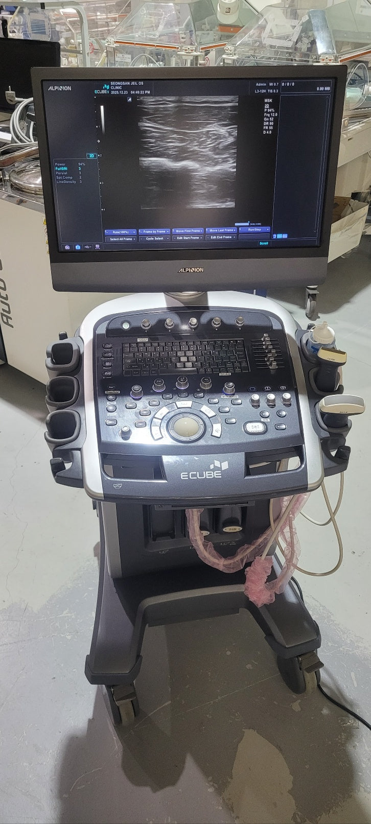 Alpinion E-CUBE 9 With Convex SC1-6 Linear L3-12H Transducer