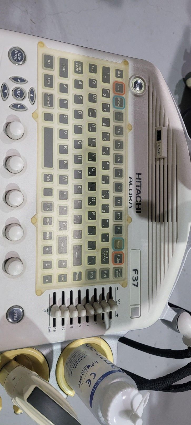 Pre-Owned Hitachi Aloka F37 with Convex Linear Cardiac UST 5299 UST 9123 UST 5413 3 Probes