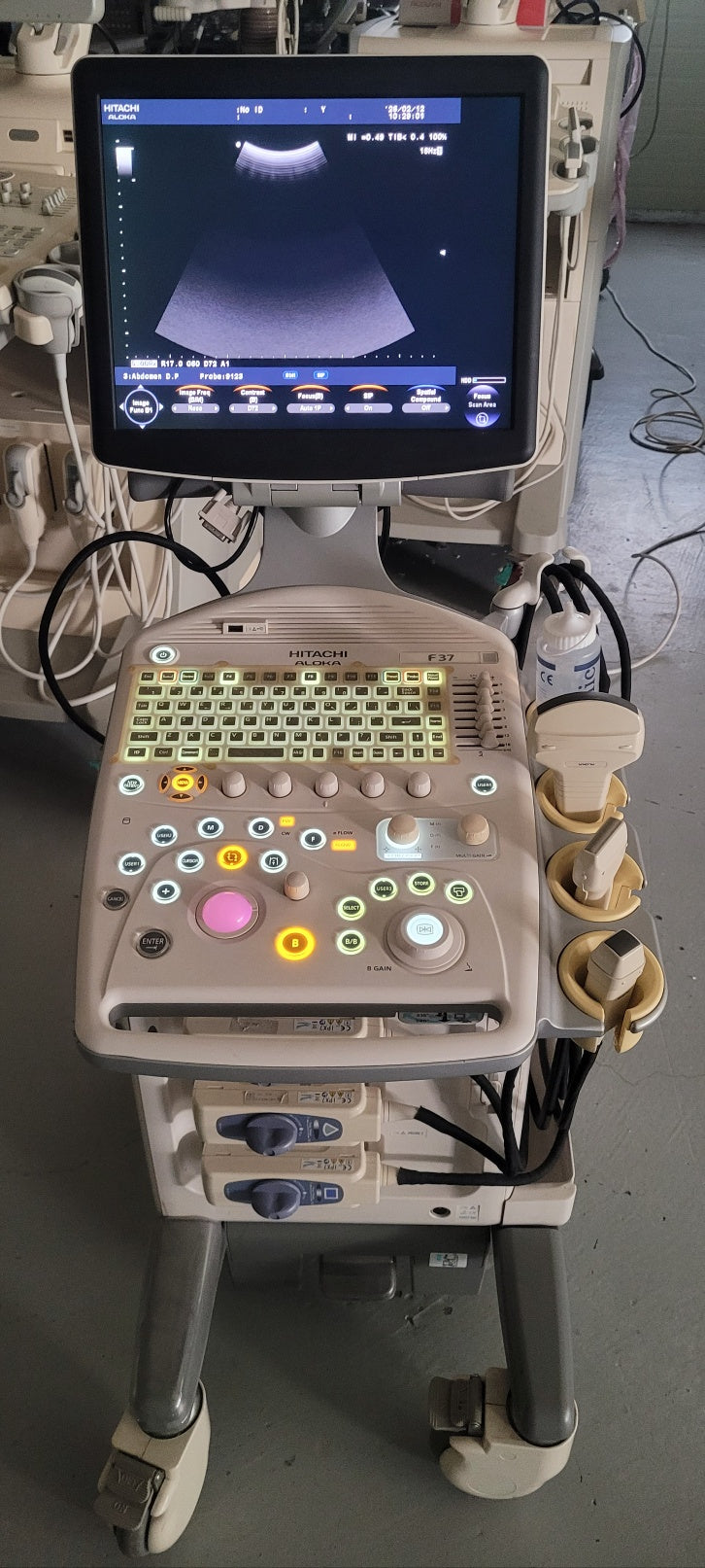 Pre-Owned Hitachi Aloka F37 with Convex Linear Cardiac UST 5299 UST 9123 UST 5413 3 Probes