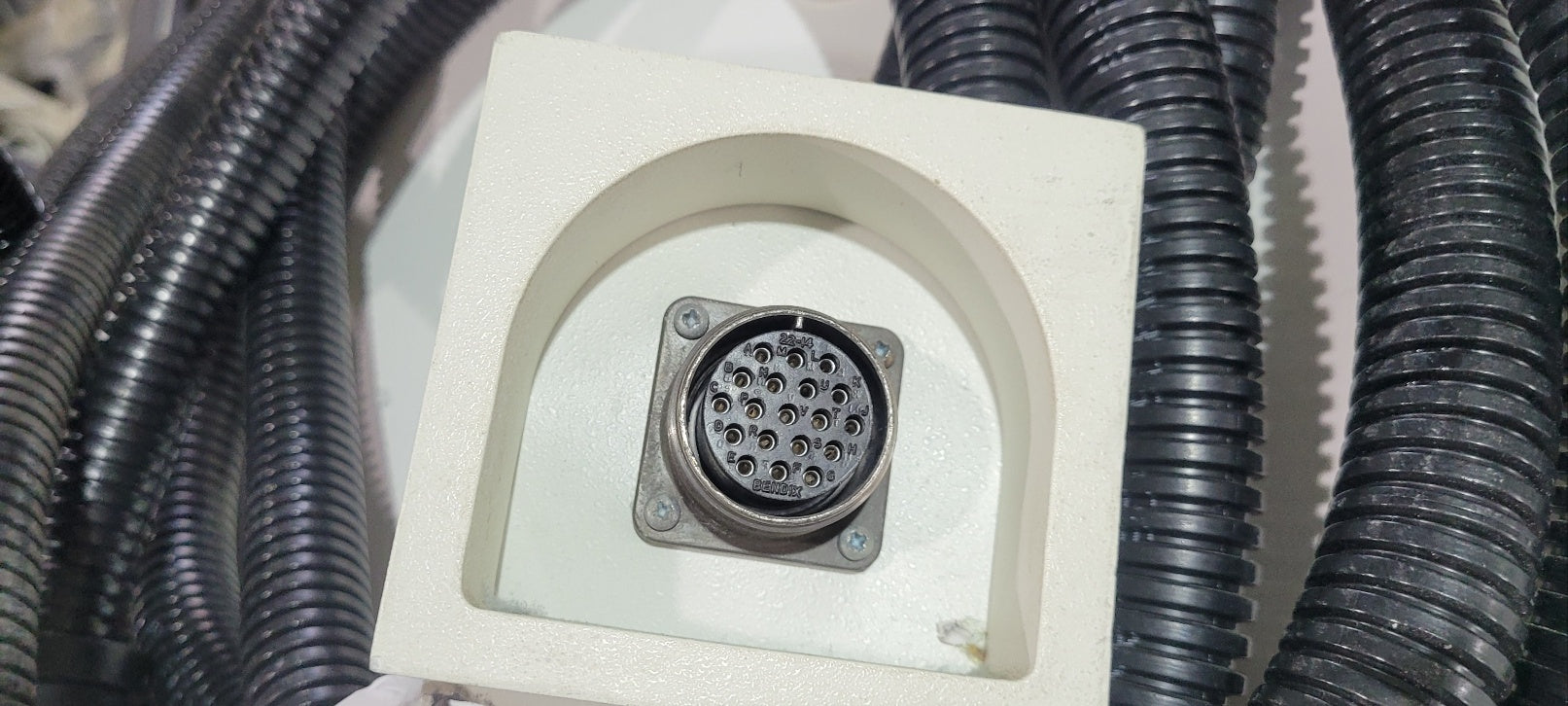 Swemac Biplanar 500 High Voltage Cable with Terminated Ends